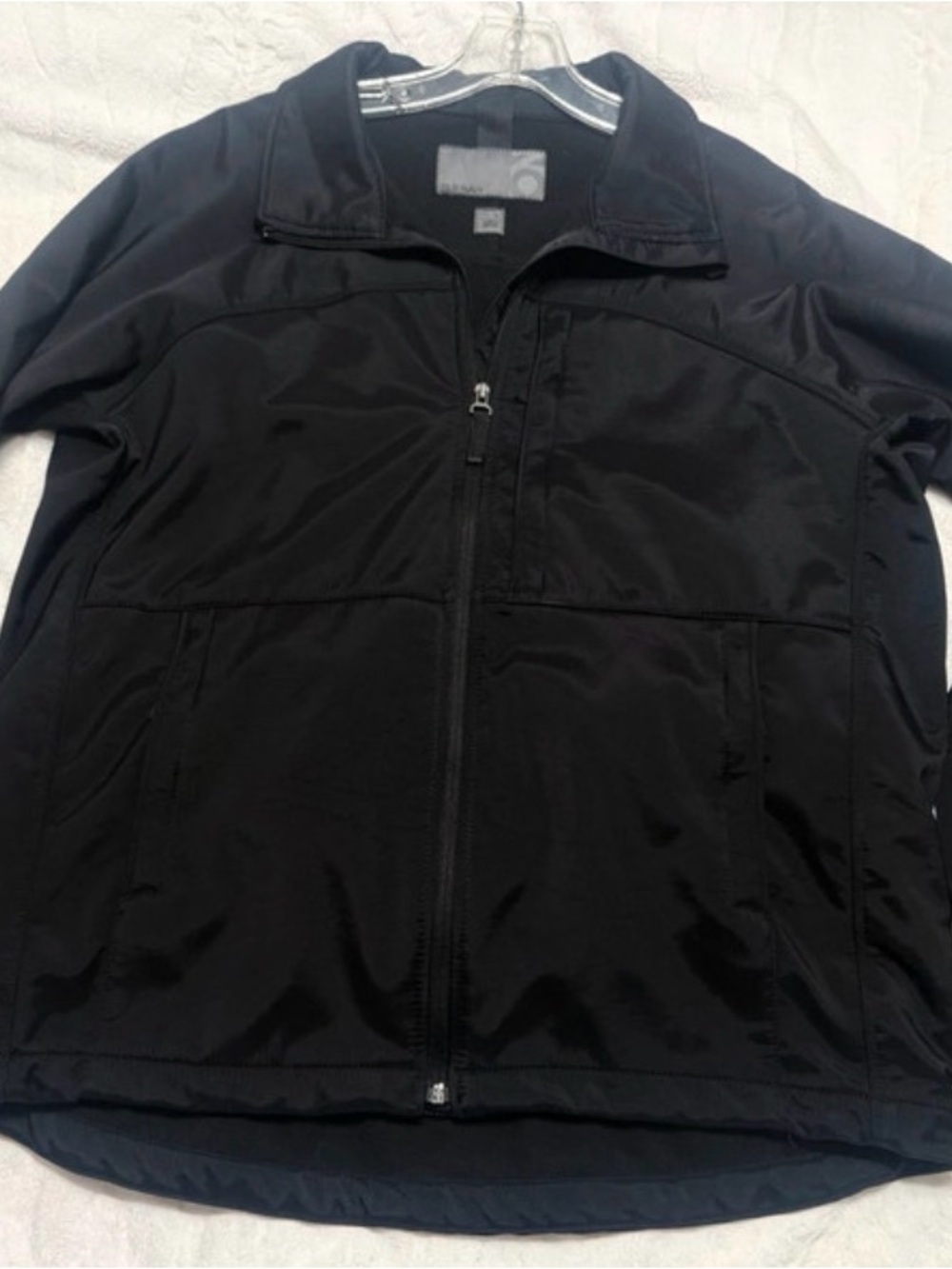 Old Navy Men’s Nylon Rain/Wind Jacket. Size  US L